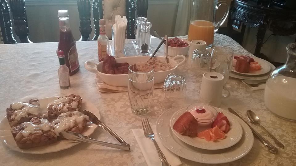 Bed and Breakfast Lions Gate Manor Лава-Хот-Спрингс Экстерьер фото