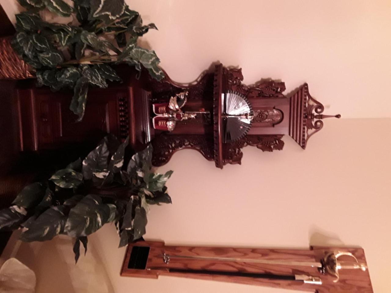 Bed and Breakfast Lions Gate Manor Лава-Хот-Спрингс Экстерьер фото