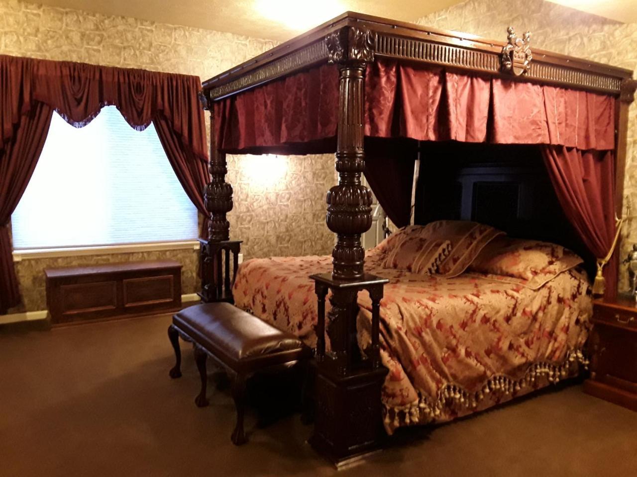 Bed and Breakfast Lions Gate Manor Лава-Хот-Спрингс Экстерьер фото