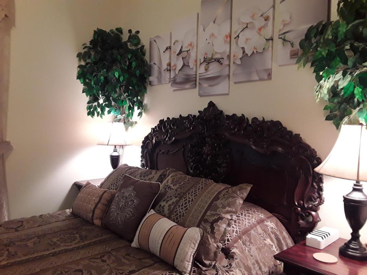 Bed and Breakfast Lions Gate Manor Лава-Хот-Спрингс Экстерьер фото